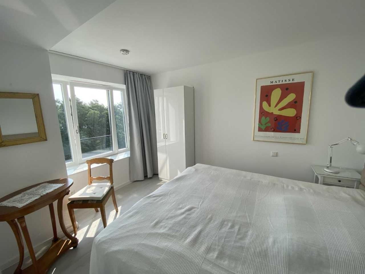 Strandlaeufer Mit Meerblick Und Balkon Apartment