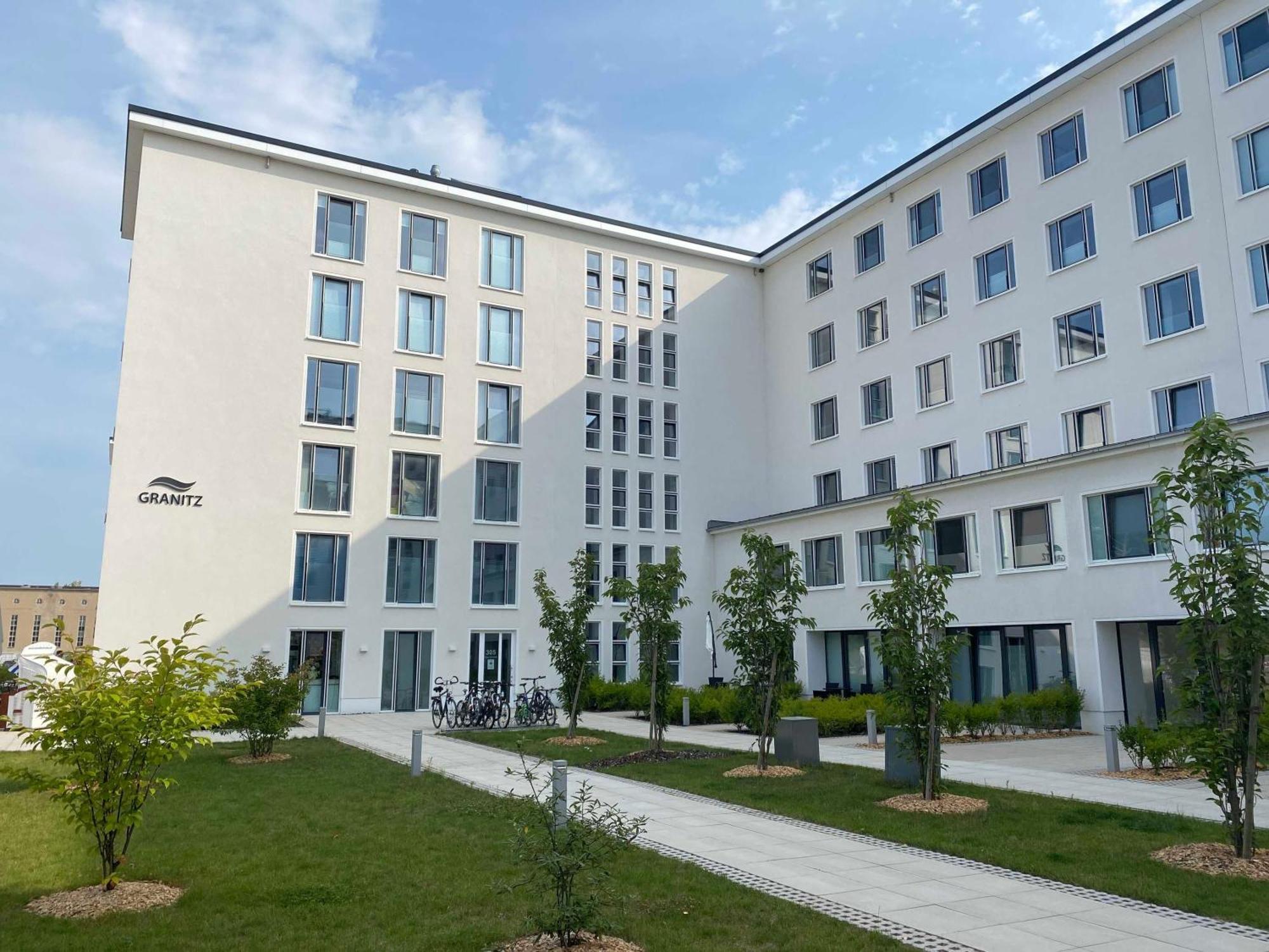 Strandlaeufer Mit Meerblick Und Balkon Apartment