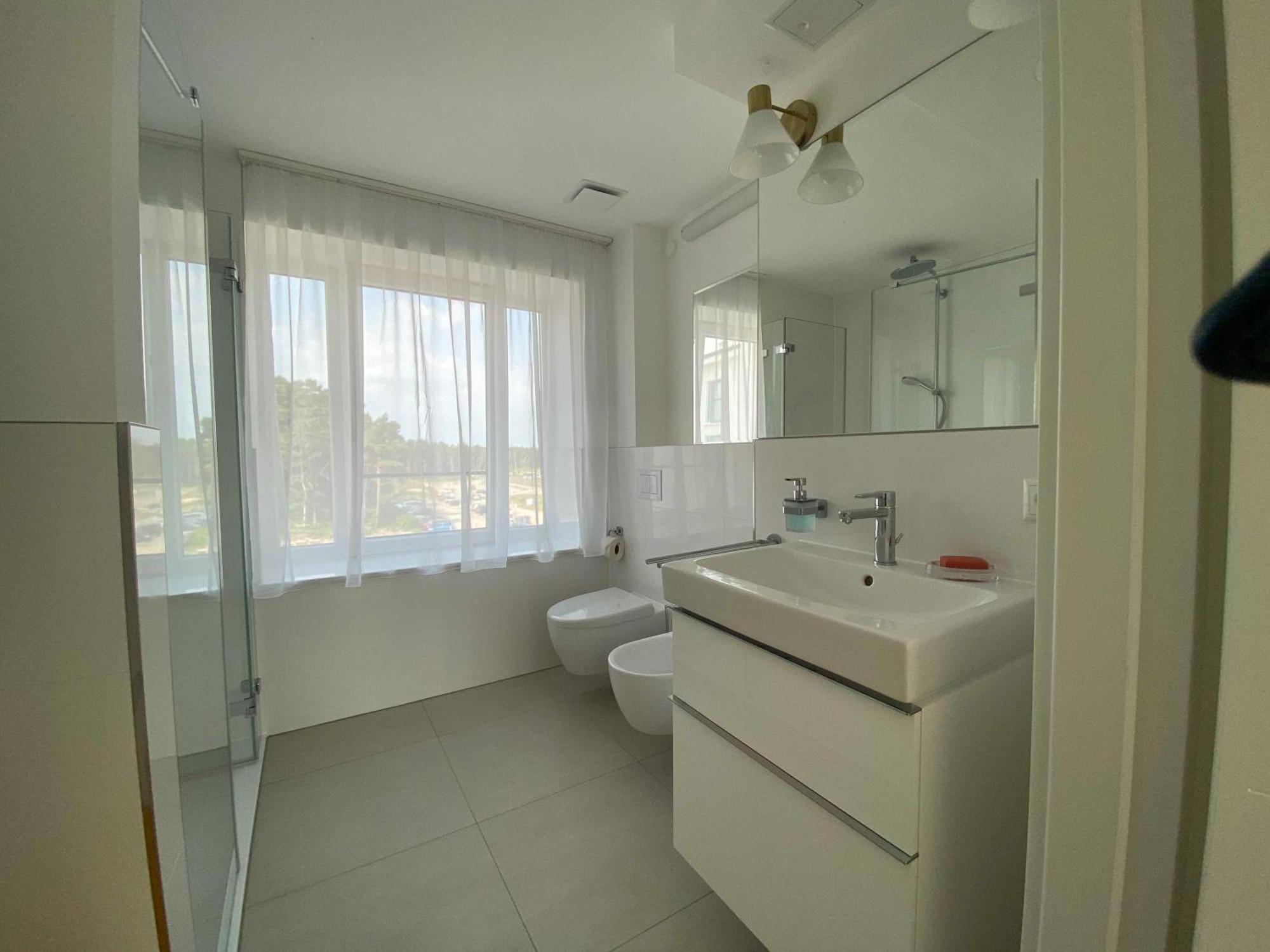 Apartment Strandlaeufer Mit Meerblick Und Balkon